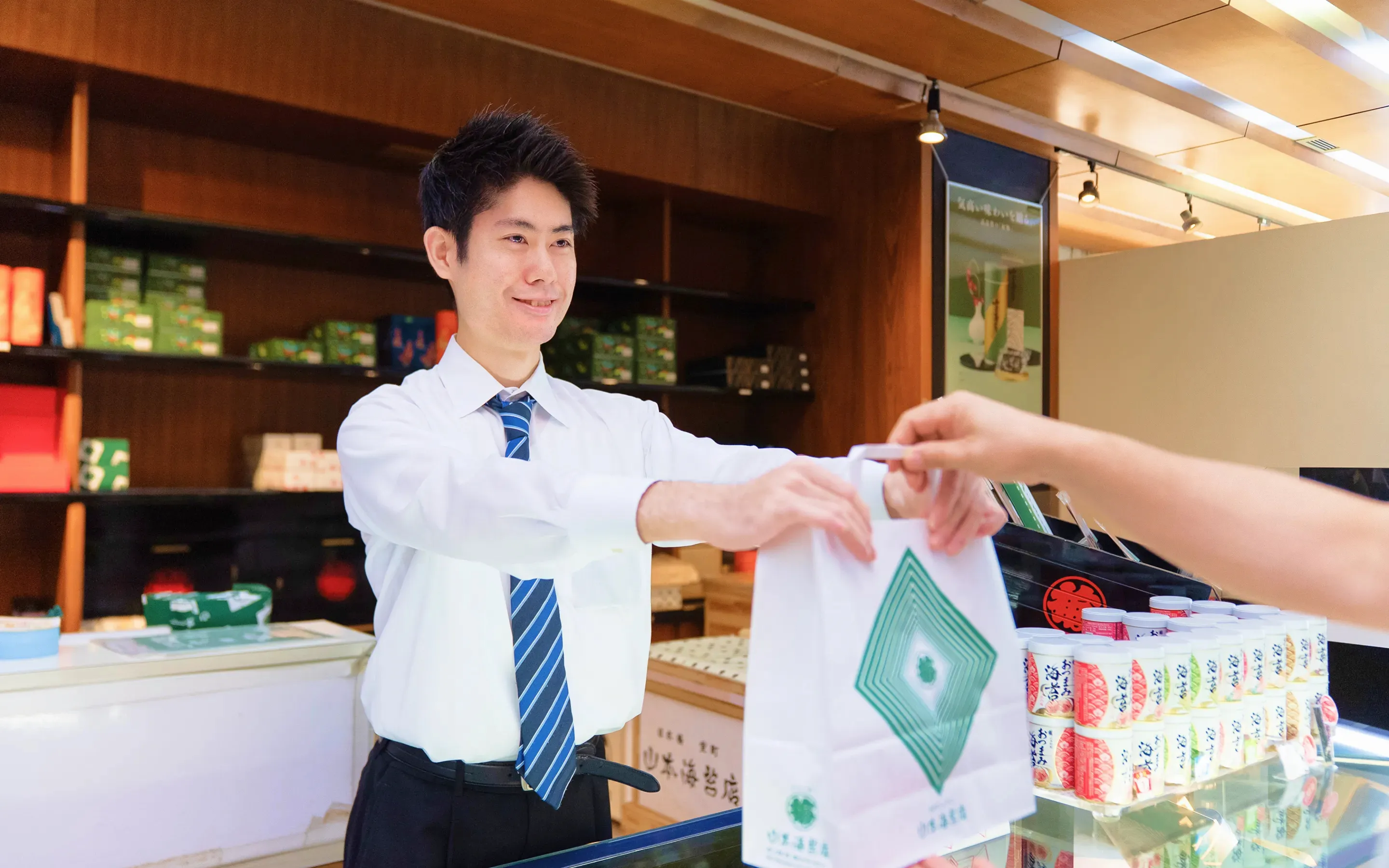 海苔の可能性を最大化し世界の人々へ届ける