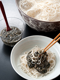 特製かけ汁とそうめん